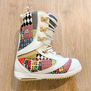 Burton Sapphire Snowboarding Boot - used 1 time. Like new condition.